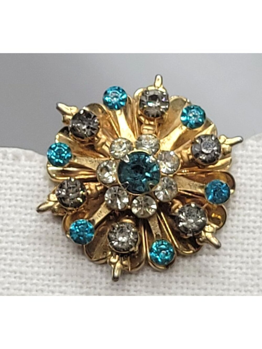 Vtg Gold-Tone Rhinestone Starburst Brooch Pin Turquoise & Clear Crystals Floral